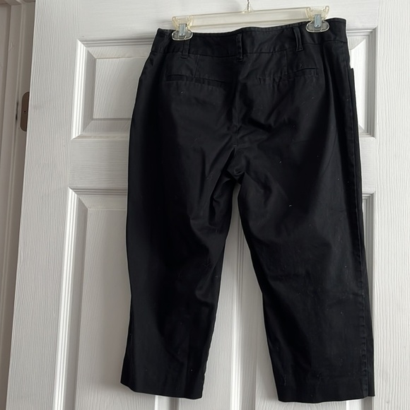 “Apostrophe black capri pants size 8P” - Picture 2 of 4